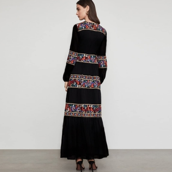 Chic Black Maxi Dress with Colorful Embroidery - Picture 7 of 16